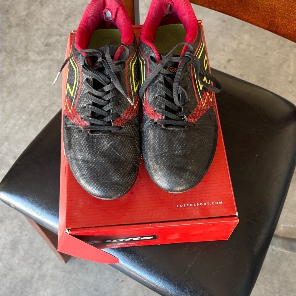 OTTO Red and Black soccer shoes